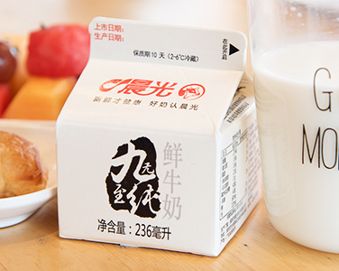 九無至純鮮牛奶