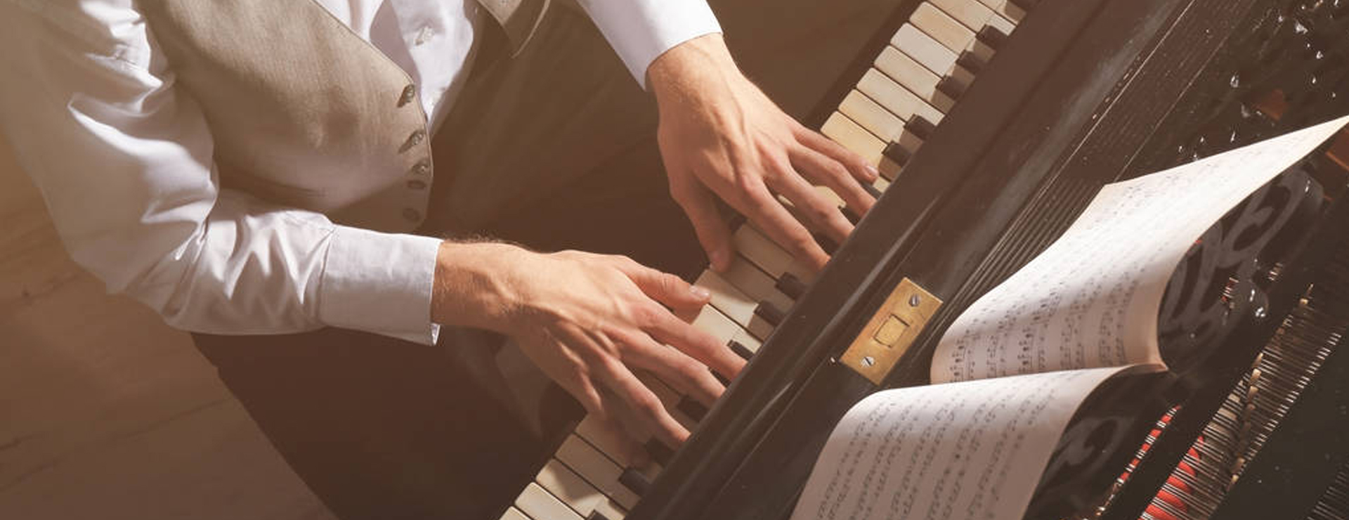 愛樂獻禮祖國 70 周年——郎朗協(xié)百名琴童演奏會