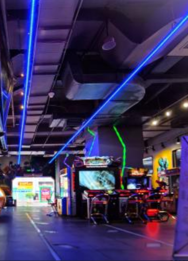 “趣浪時(shí)光”歡樂暢玩行